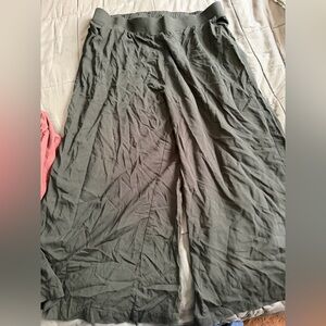 Black Wide-Leg Pants plus